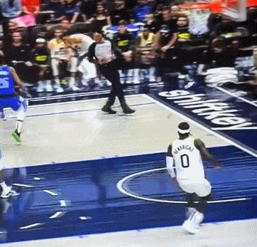 j9-爵士小将遭海沃德式重伤 无对抗右腿形变触目惊心